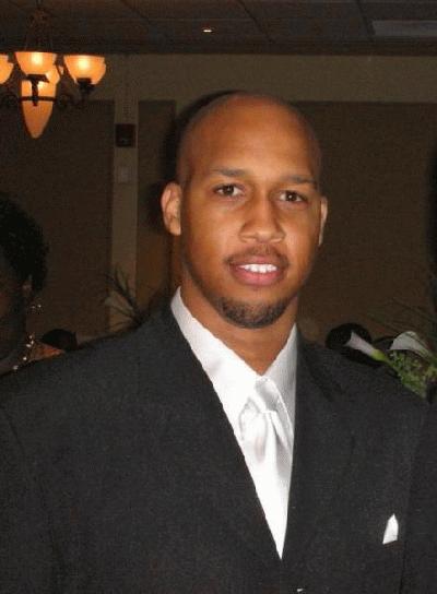 alex_holmes_511_g0d23