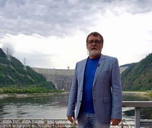 alexander_christopher_637_d08u8