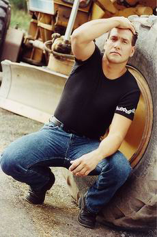 kingsleymichael_581_axd23