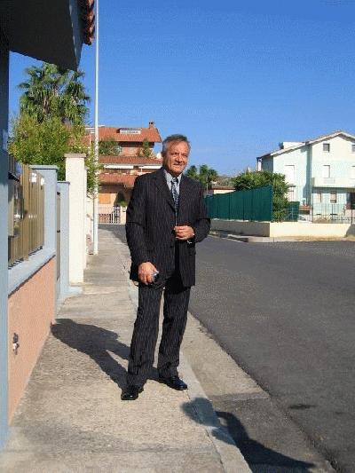 nicholas_r_681_kdlmn