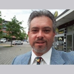 alberto_charles_985_x7o8n