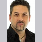 larry_chris_479_brag9