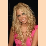 scammer-elmira-surkova-2_750_ylrbu