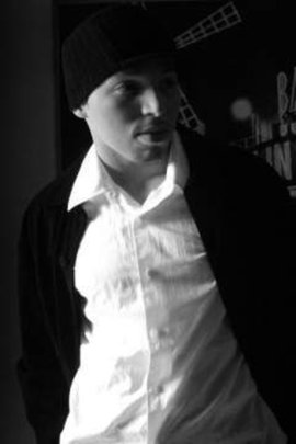 richard_junior_484_juzsz