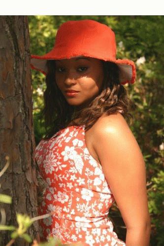 scammer-danniella-adu-2_878_5facm