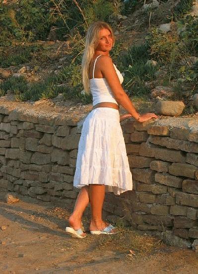 scammer-maria1_991_cyg0y