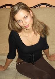 scammer-pretty-2_673_ukc3h